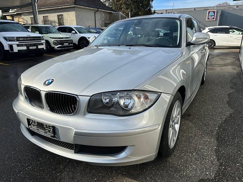 Gebraucht BMW 116 122 PS (89 kW) 2011 Kleinwagen