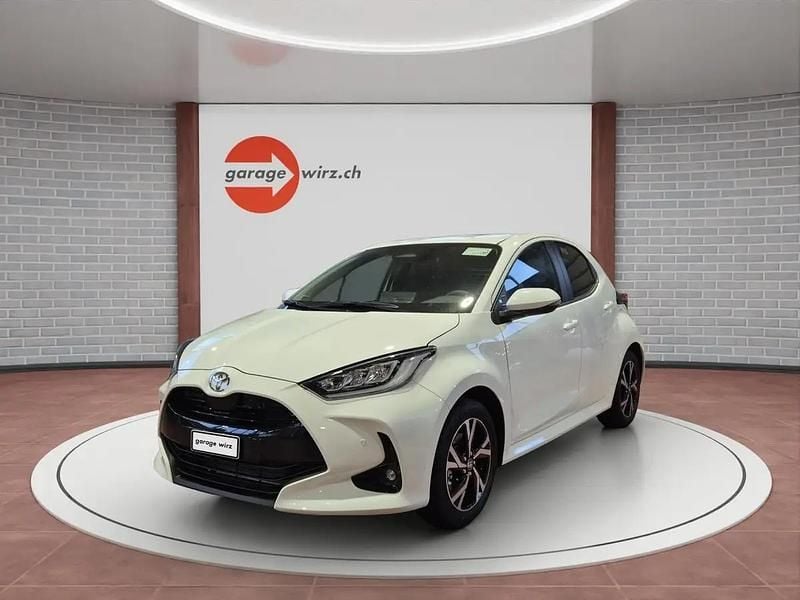 Weiss Neu 2026 Toyota Yaris Hybrid Trend | CHF 29’040 (Superpreis) - Bild 1/4