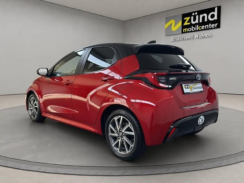 Gebraucht Toyota Yaris Hybrid Style 116 PS (85 kW) 2022 Limousine