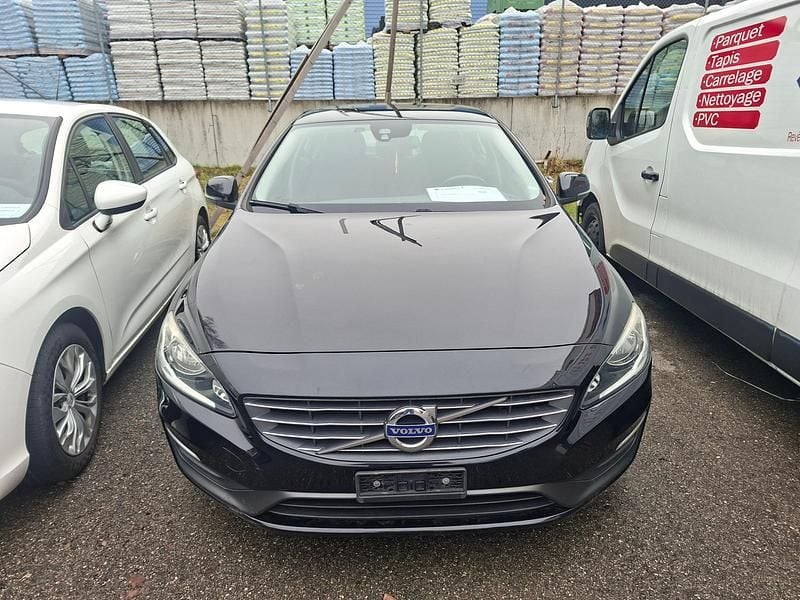 Gebraucht Volvo S60 Momentum 181 PS (133 kW) 2015 Limousine