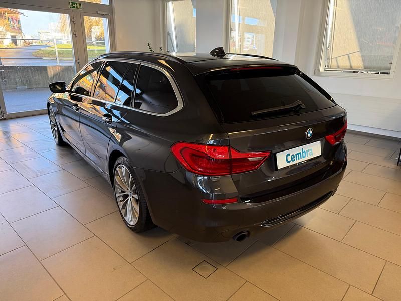 Gebraucht BMW 530 Sport Line 252 PS (185 kW) 2018 Kombi