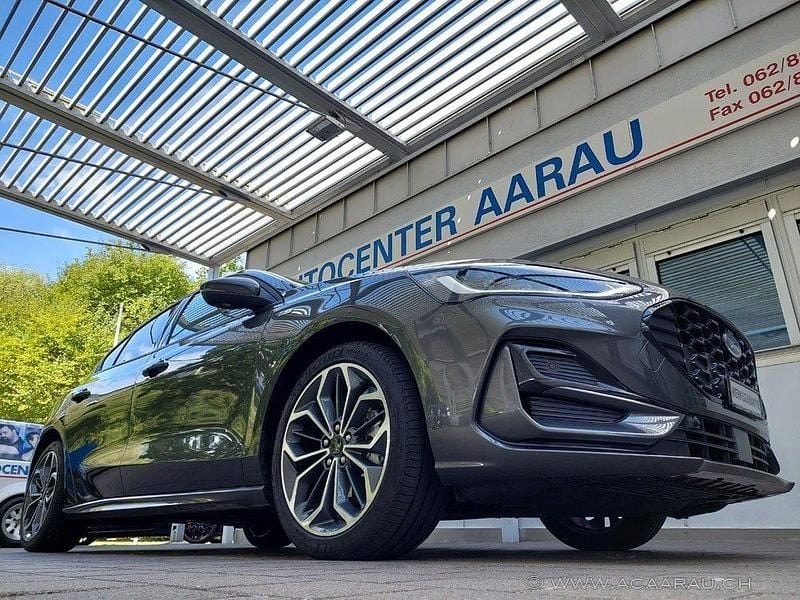 Gebraucht Ford Focus ST-Line X 155 PS (114 kW) 2024 Limousine