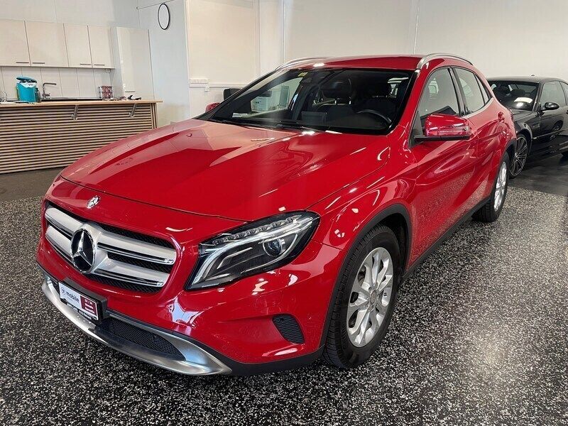 Gebraucht Mercedes GLA250 Urban 211 PS (155 kW) 2016 SUV