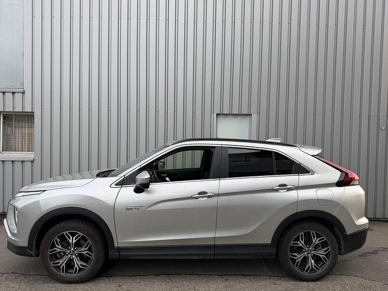 Gebraucht Mitsubishi Eclipse Cross Intense 188 PS (138 kW) 2023 SUV