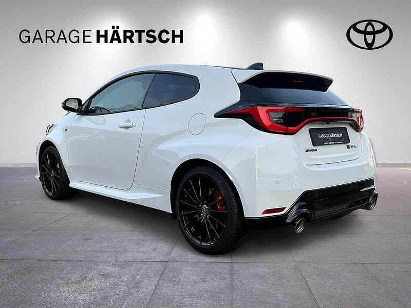 Gebraucht Toyota Yaris Sport 280 PS (205 kW) 2024 Weiss Limousine