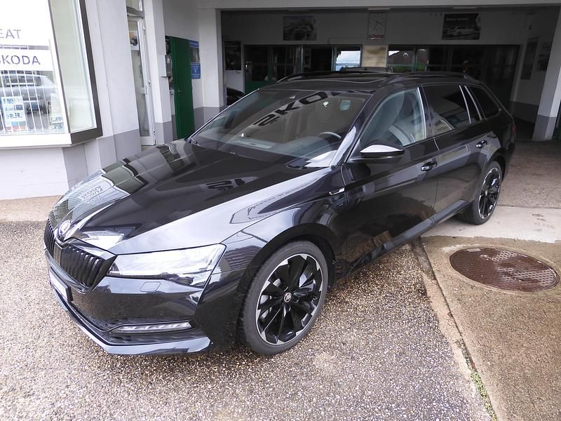 Schwarz Gebraucht 2022 Skoda Superb SportLine Kombi | CHF 44’900 - Bild 1/4