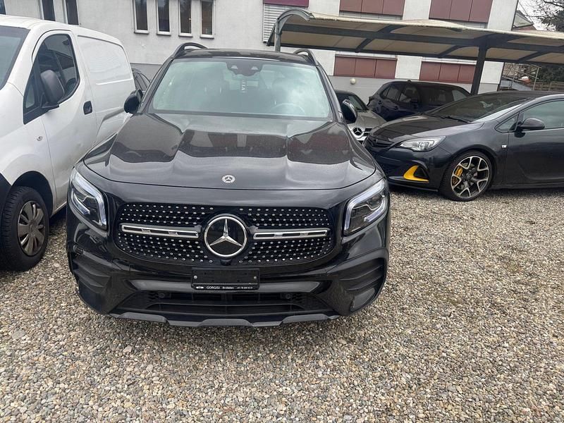 Gebraucht 2020 Mercedes GLB250 AMG line SUV | CHF 29’999 (Fairer Preis) - Bild 1/4