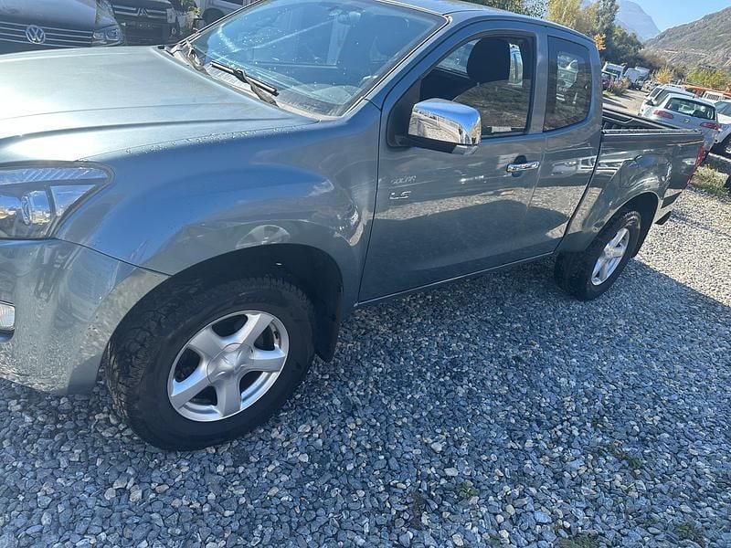 Gebraucht Isuzu D-Max 163 PS (119 kW) 2013 Abholung