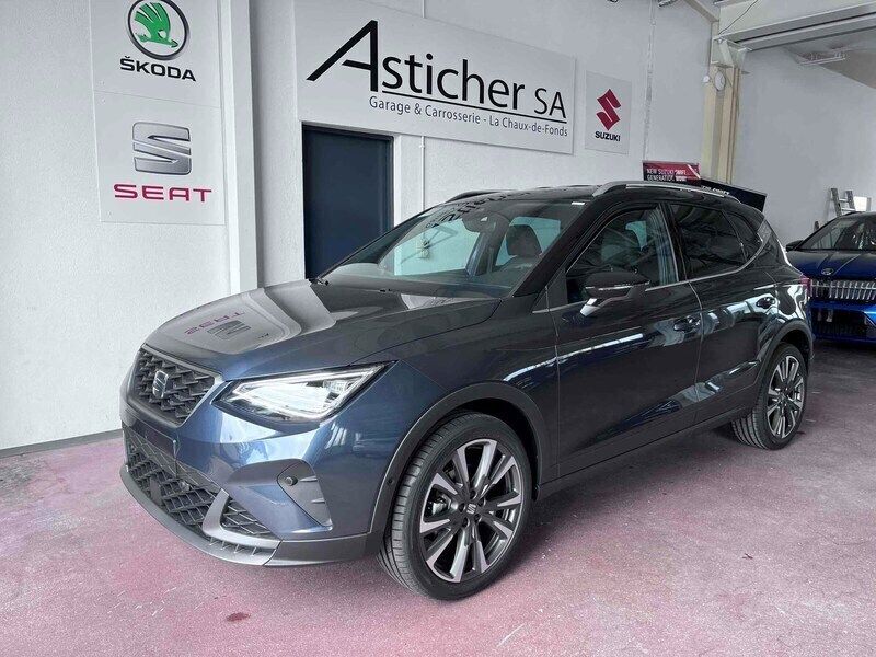 Grau Gebraucht 2024 Seat Arona FR SUV | CHF 27’900 - Bild 1/4