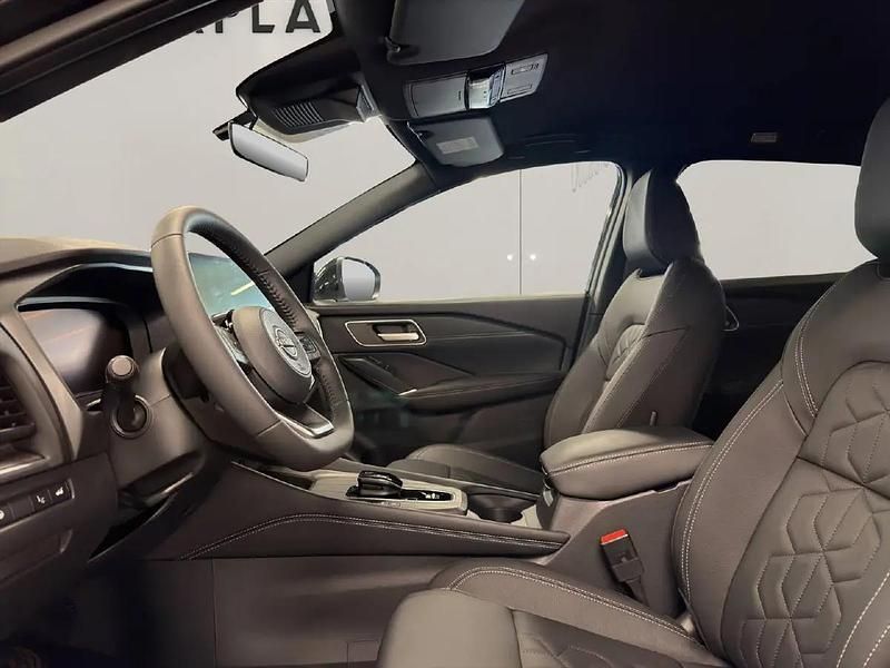 Neu Nissan Qashqai Tekna 190 PS (139 kW) 2025 Schwarz SUV