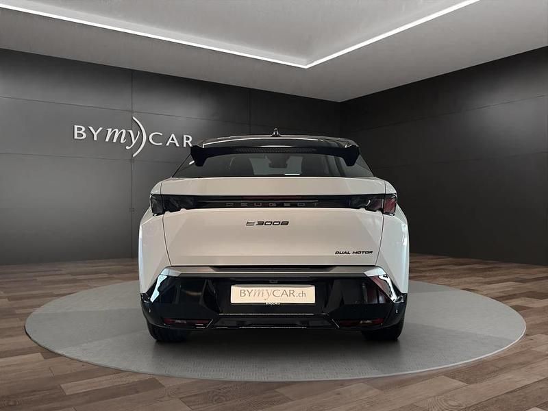 Neu Peugeot 3008 239 kW (326 PS) 2025 Weiss Kombi