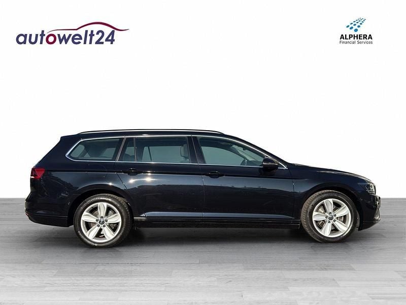 Gebraucht VW Passat Business 200 PS (147 kW) 2022 Schwarz Kombi