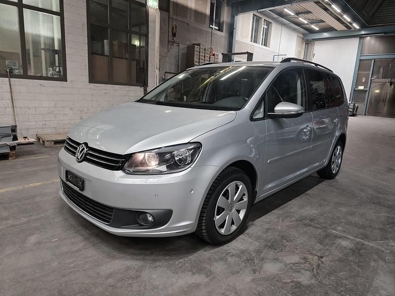 Gebraucht VW Touran Cup 140 PS (102 kW) 2015 Van / Kleinbus