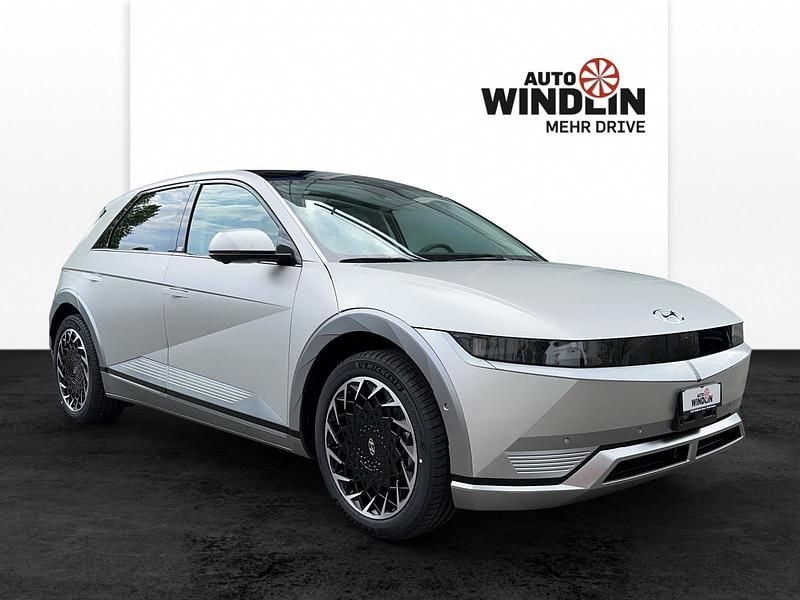 Gelb Gebraucht 2024 Hyundai Ioniq Kleinwagen | CHF 65’300 - Bild 1/4