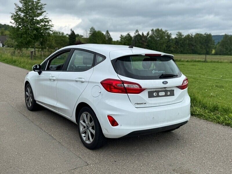 Gebraucht Ford Fiesta Titanium 100 PS (73 kW) 2017 Kleinwagen