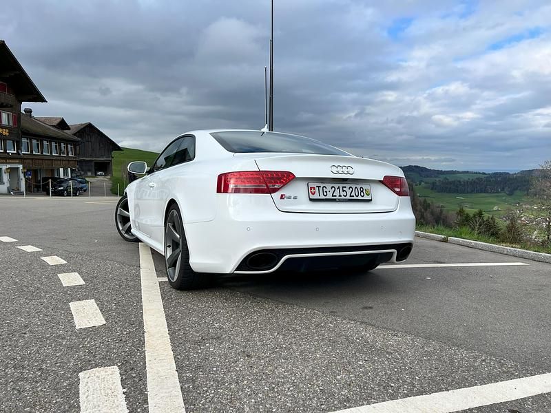 Gebraucht Audi RS5 450 PS (330 kW) 2011 Coupé