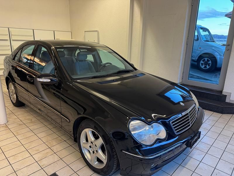 Gebraucht Mercedes C200 Avantgarde 163 PS (119 kW) 2003