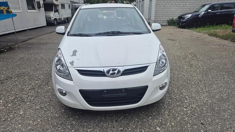 Gebraucht Hyundai i20 Edition 101 PS (74 kW) 2010