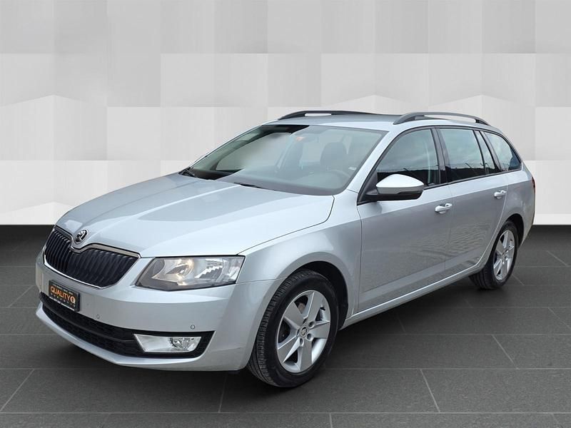 Gebraucht Skoda Octavia Ambition 105 PS (77 kW) 2015 Kleinwagen