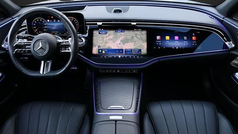 Gebraucht Mercedes E300 197 PS (144 kW) 2024 Grau Kombi