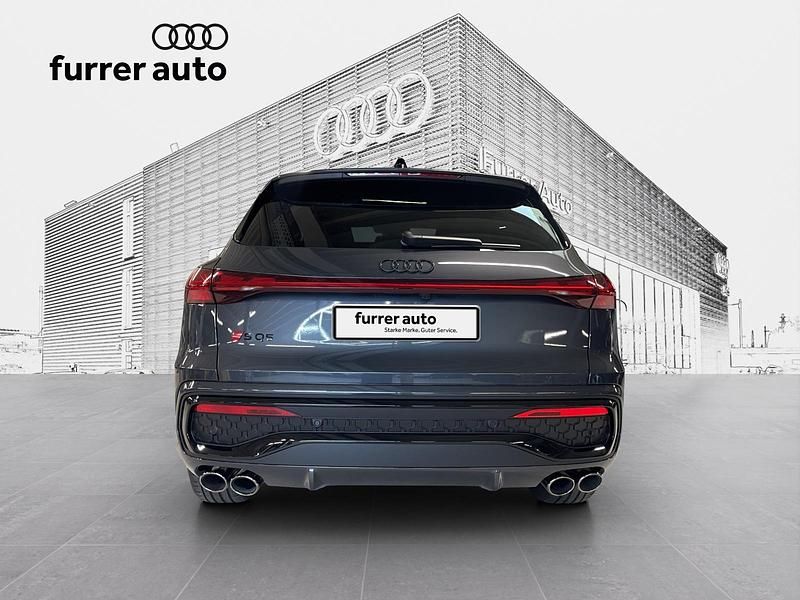 Neu Audi SQ5 Ambiente 367 PS (269 kW) 2025 Grau SUV