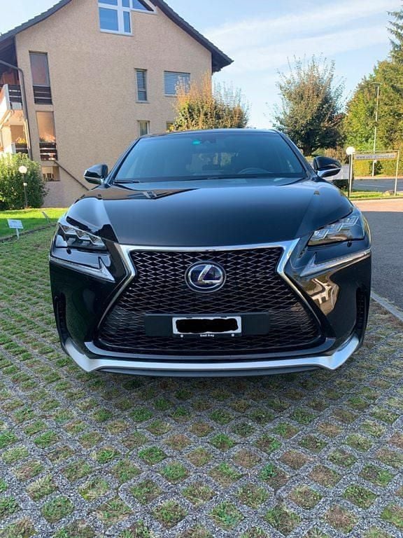 Gebraucht Lexus NX300h E-FOUR 197 PS (144 kW) 2014 SUV