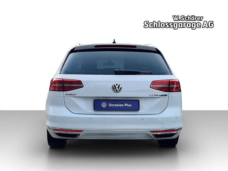 Gebraucht VW Passat Highline 240 PS (176 kW) 2017 Weiss Kombi