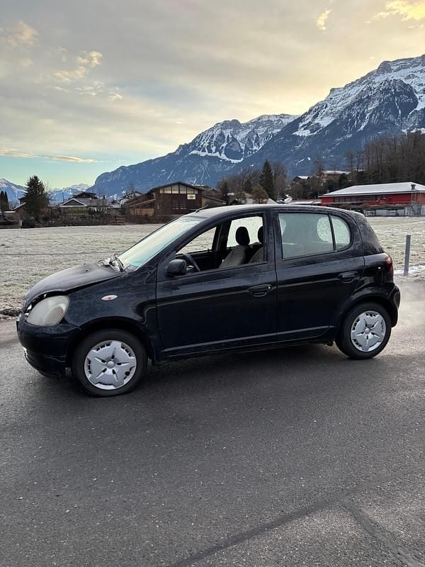 Gebraucht Toyota Yaris Luna 75 PS (55 kW) 2002