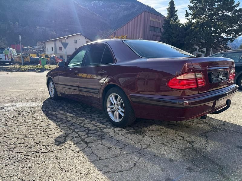 Gebraucht Mercedes E270 Avantgarde 170 PS (125 kW) 2001