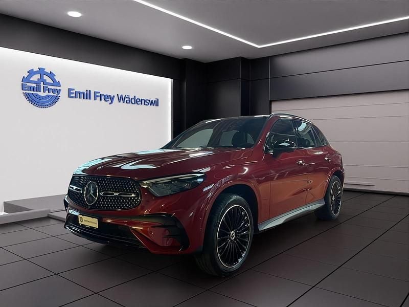 Rot Neu 2025 Mercedes GLC400d AMG line SUV | CHF 89’990 (Fairer Preis) - Bild 1/4