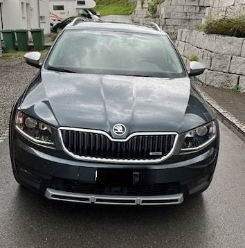 Gebraucht 2016 Skoda Octavia Scout 4x4 Kombi | CHF 16’000 (Etwas zu teuer) - Bild 1/4