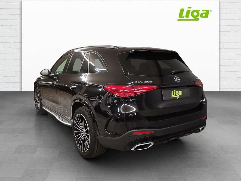 Neu Mercedes GLC200 AMG line 227 PS (166 kW) 2025 SUV
