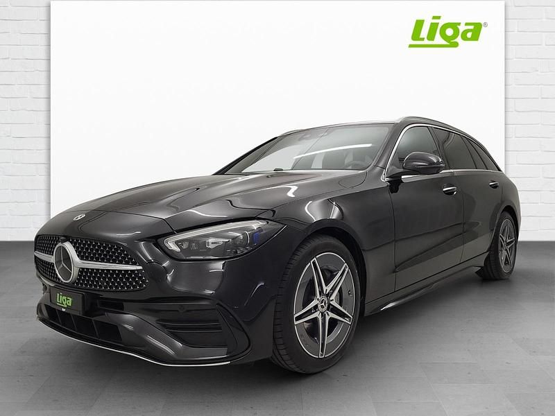 Gebraucht Mercedes C220 AMG line 197 PS (144 kW) 2024