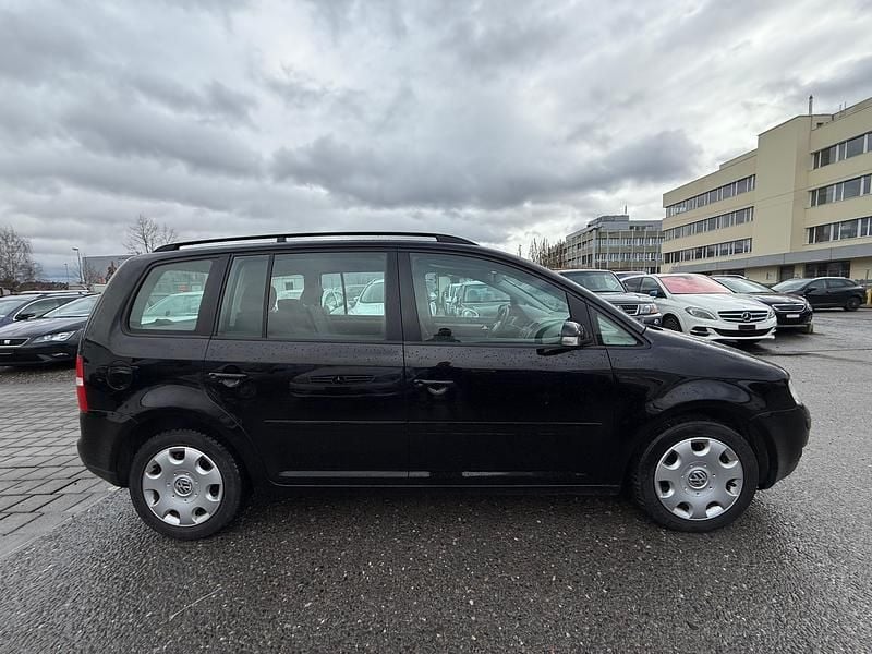 Gebraucht VW Touran Trendline 140 PS (102 kW) 2003 Van / Kleinbus