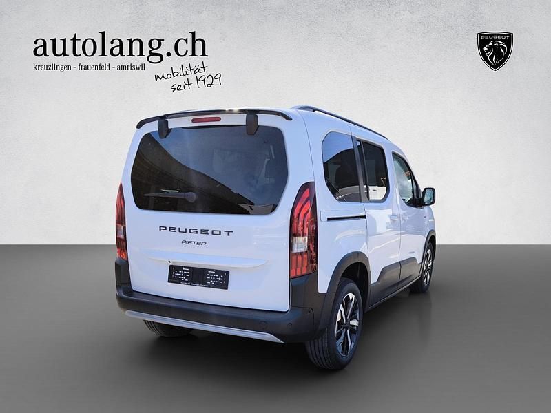 Gebraucht Peugeot Rifter GT 131 PS (96 kW) 2024 Weiss Van / Kleinbus