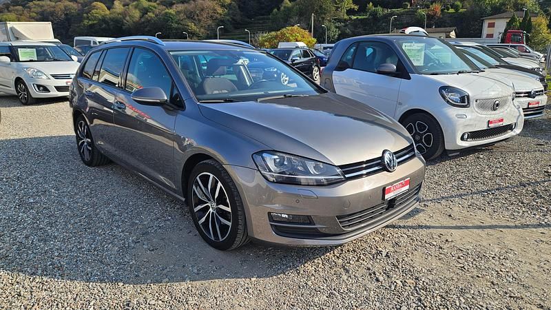 Gebraucht VW Golf VII Comfortline 122 PS (89 kW) 2014 Kombi