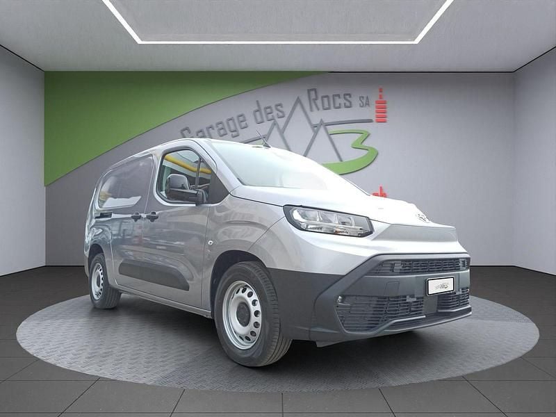Neu 2025 Toyota Proace City Active Van / Kleinbus | CHF 44’851 - Bild 1/4
