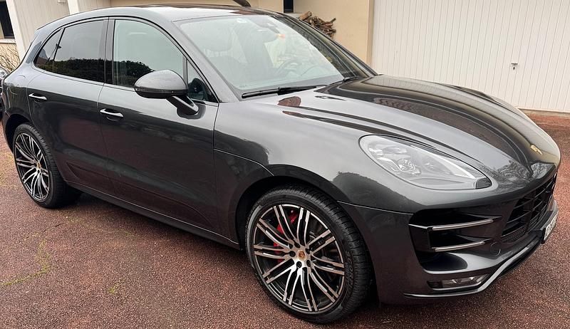 Gebraucht Porsche Macan Turbo Performance Package 440 PS (323 kW) 2017 SUV