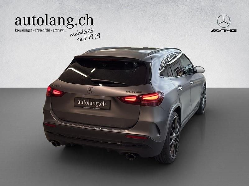 Gebraucht Mercedes GLA35 AMG AMG 320 PS (235 kW) 2024 SUV