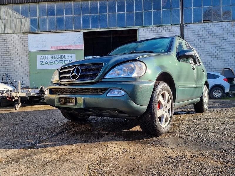 Gebraucht Mercedes ML270 163 PS (119 kW) 2003 SUV