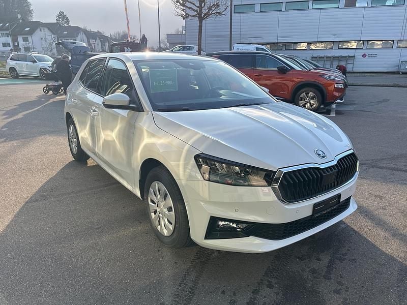 Neu Skoda Fabia Selection 116 PS (85 kW) 2025 Weiss Limousine