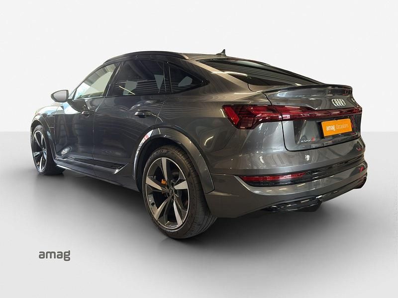 Gebraucht Audi e-tron Sportback Comfort 369 kW (503 PS) 2021 Daytonagrau perleffekt SUV