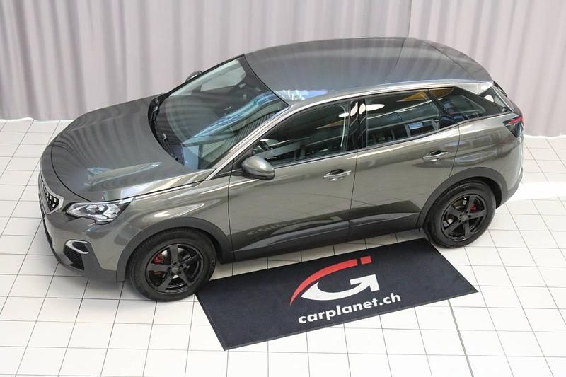 Gebraucht Peugeot 3008 Active 120 PS (88 kW) 2017 Grau SUV