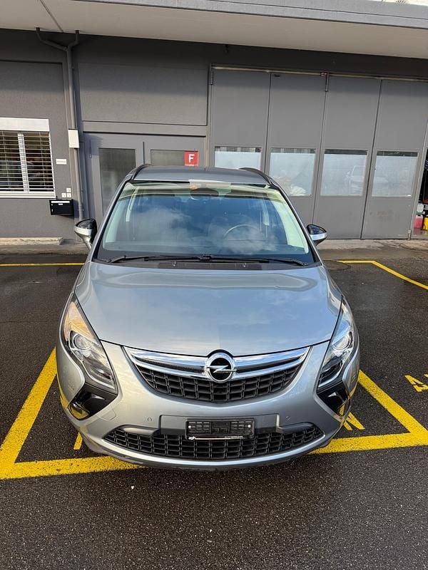 Gebraucht Opel Zafira Tourer Sport 140 PS (102 kW) 2012 Van / Kleinbus