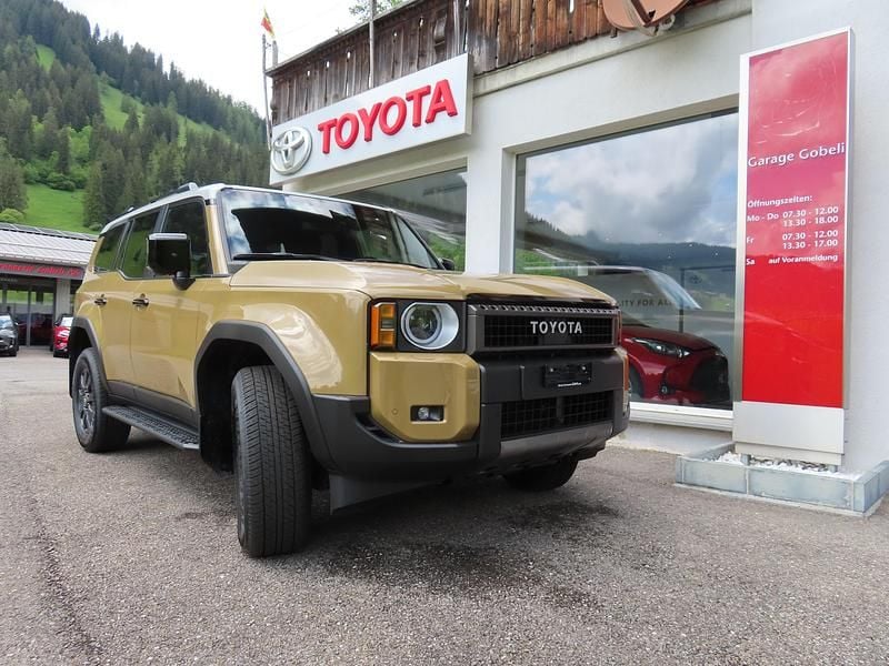 Beige Neu 2025 Toyota Land Cruiser Edition SUV | CHF 102’250 (Teuer) - Bild 1/4