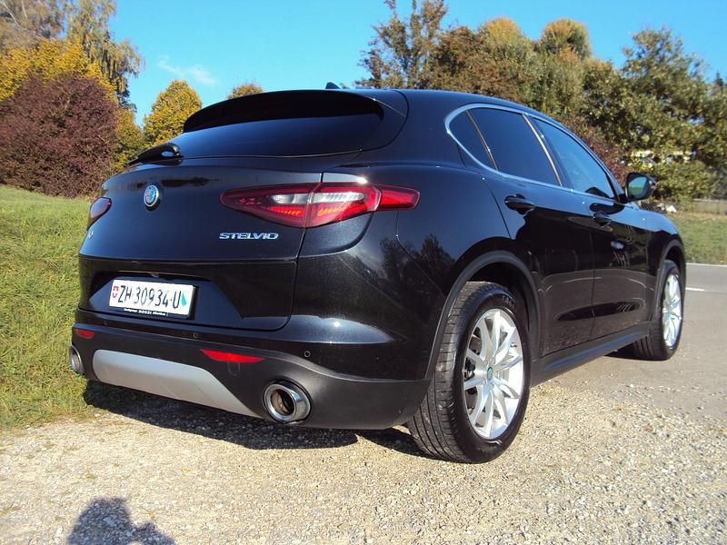 Gebraucht Alfa Romeo Stelvio Executive 210 PS (154 kW) 2017 SUV