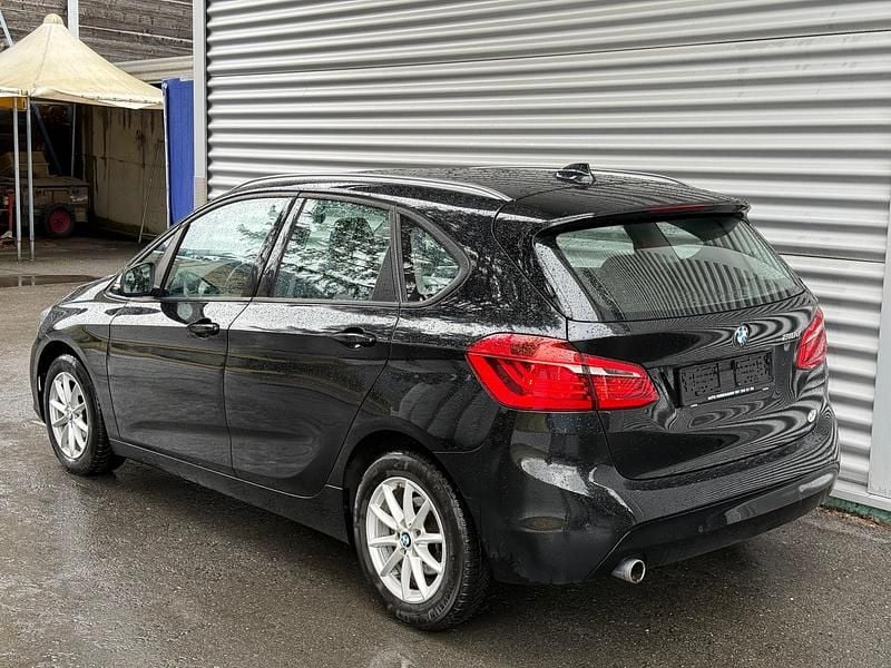 Gebraucht BMW 218 Active Tourer Luxury Line 150 PS (110 kW) 2015 Van / Kleinbus