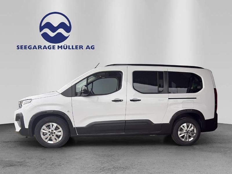 Neu Peugeot Rifter Allure 130 PS (95 kW) 2025 Van / Kleinbus