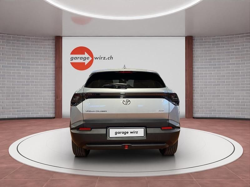 Neu Toyota Urban Cruiser Trend 135 kW (184 PS) 2026 SUV