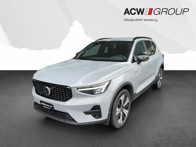 Gray Gebraucht 2025 Volvo XC40 Plus SUV | CHF 42’850 (Fairer Preis) - Bild 1/4